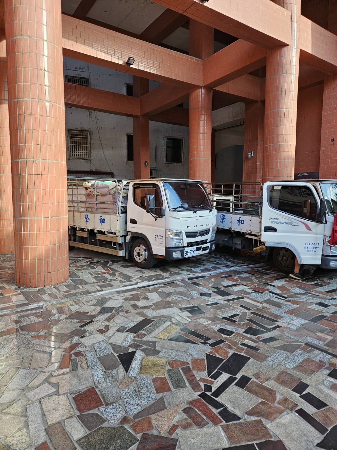 竹北中央路冠軍城鋒社區搬運至花蓮慈惠二街